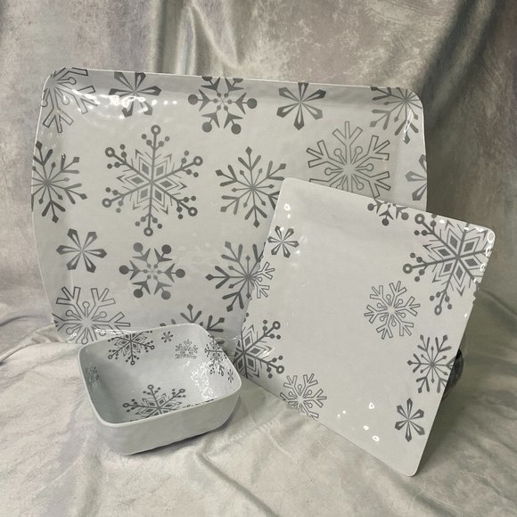 Melamine White & Sliver Snowflake Platter, Tray & Bowl Set - Picture 1 of 9
